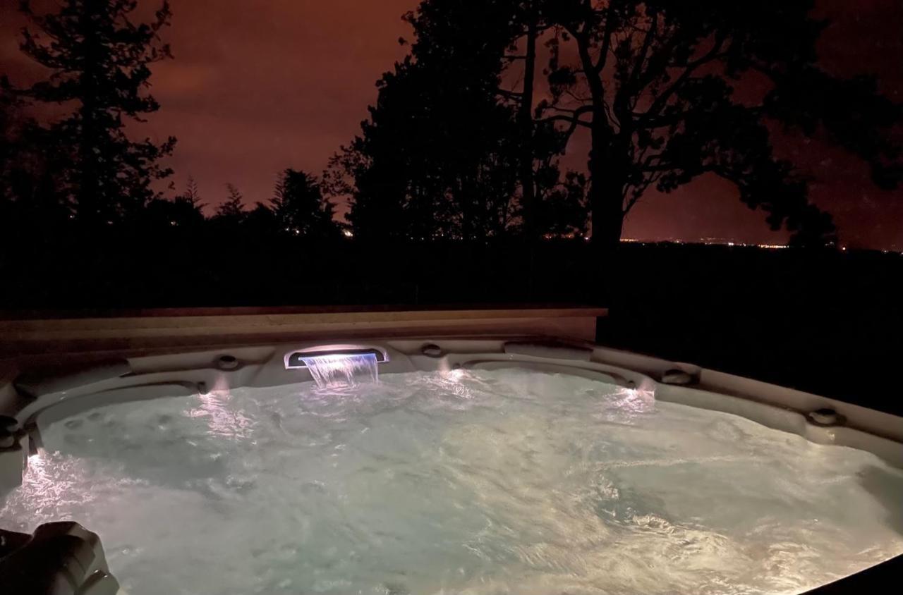 View, Pool And On The Champagne Vineyard Apartment *